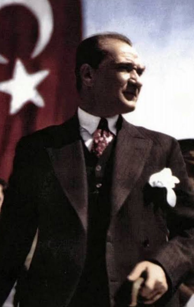 plnbttl's tweet photo. Bizim için senin varlığın vazgeçilemez, tartışılamaz, yok sayılamaz ! #Atatürk https://t.co/p6TGrODxZV