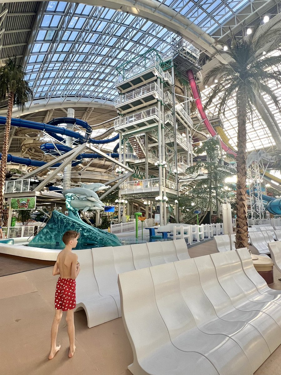 Spending part of our holidays at West Edmonton Mall! <a href="/Official_WEM/">West Edmonton Mall</a>