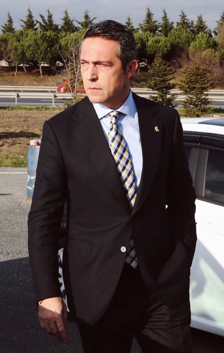 Ali KOÇ;
"ATATÜRK yoksa Türkiye yok,bizde yokuz,maçta yok."

ADAM !
ADAM !
ADAM !