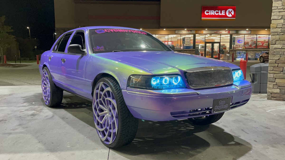 Car photo shoots hit different in that gas station lighting. 🚗💨 #CircleKRides Share your ride at the link to get featured! bit.ly/43yPGmR 📷: cvbmaybach_cvbcvgnationalpro