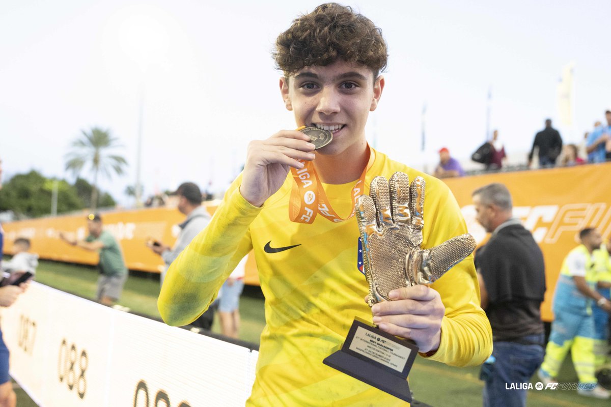 🧤🥇 Joan Gómez, elegido el mejor portero del torneo. ¡Merecidísimo, Joan! 👏