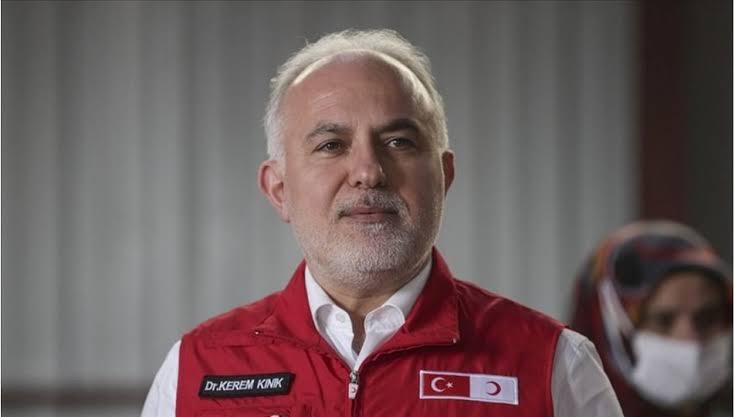 EmirKhan41's tweet photo. Bunlar ayrı değil aynı kişiler. https://t.co/zYNoY4dY9u
