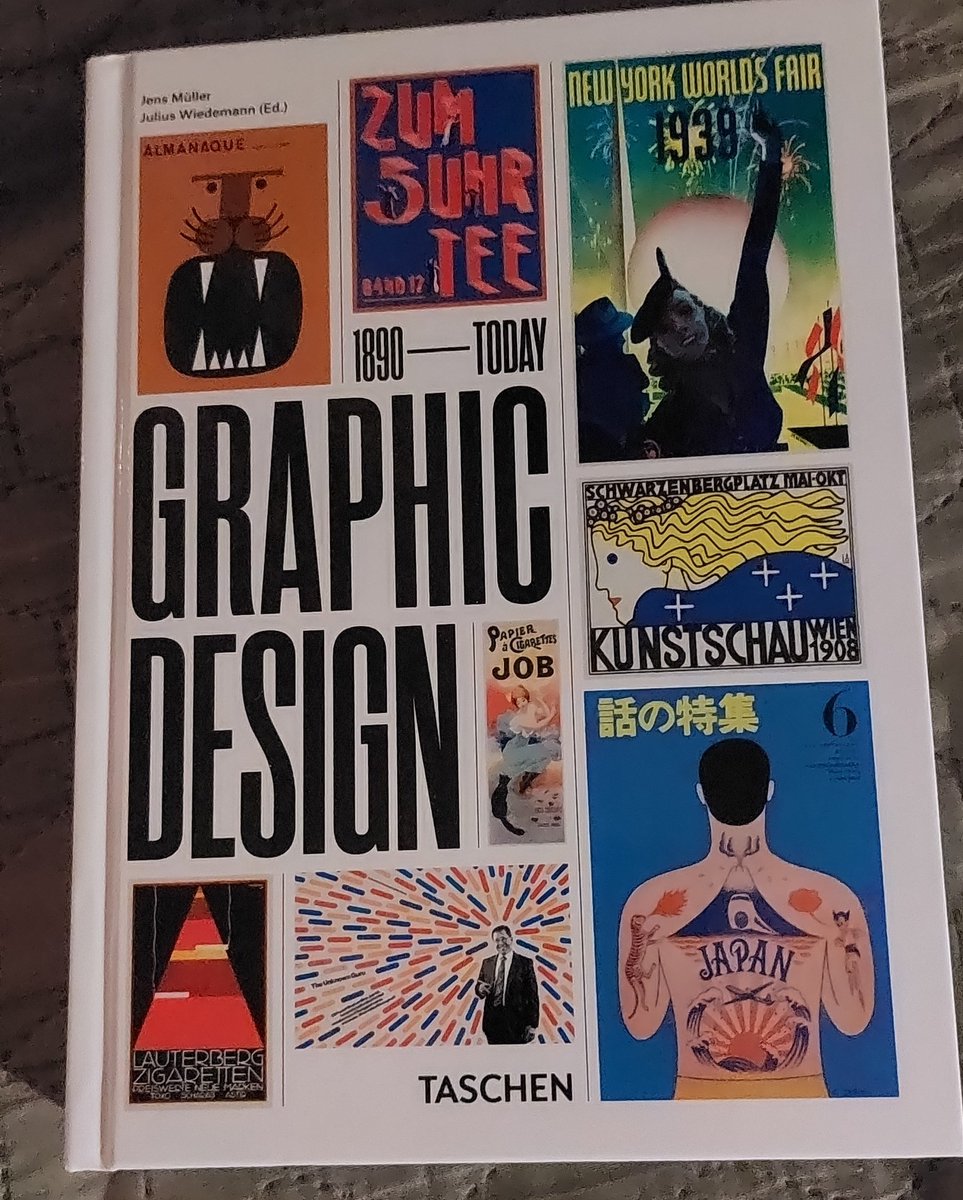 flairsketches's tweet photo. I'm so inconsistent it's actually crazy, but I've got my dream book for christmas so it's a win 😽😝

#artmoots #GraphicDesign #art https://t.co/H4ka7Jd8dr