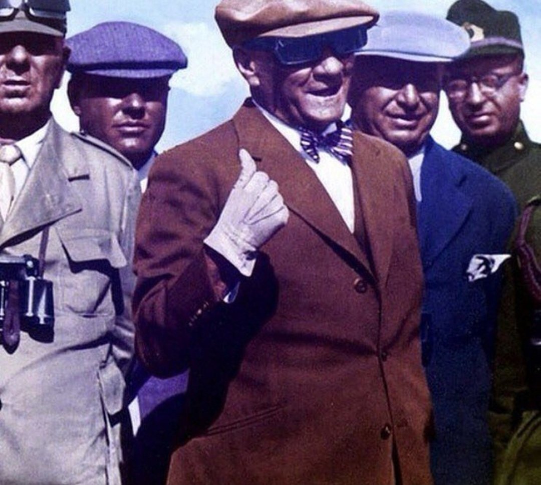 Çocuk,
Git onlara de ki;
Mağlubiyet sizin, Zafer Türk'ündür de..
#GSvsFB