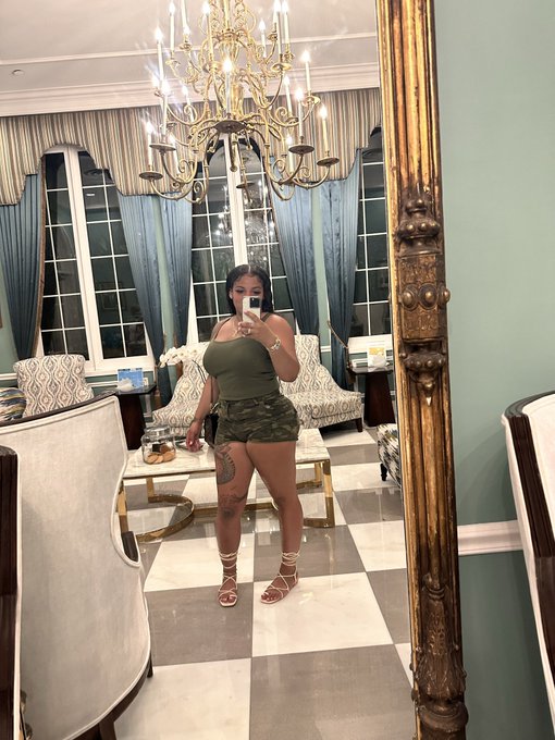 lol https://t.co/oeF01BvQow