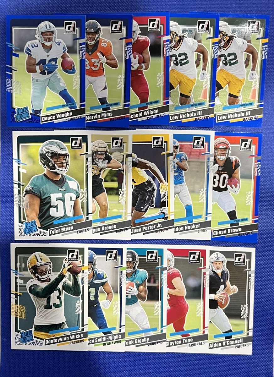 MSUSPORTSCARDS's tweet image. 39 Donruss Rookies. $45 shipped OBO @CardboardEchoes @ILOVECOLLECTIN1 @sports_sell @CardHobbyRTs @HobbyRetweet_ @HobbyConnector @TheHobby247
