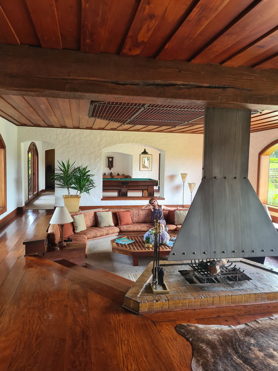 eduardoconti's tweet image. realizado o sonho da sala de estar rebaixada late 60's