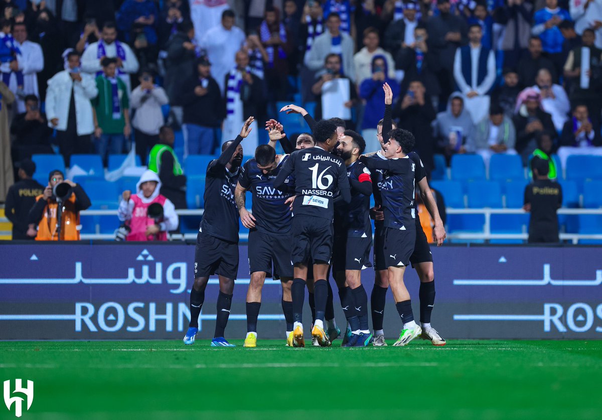 mohamed_alqah10's tweet image. الحمدلله ألف مبروك تستاهلون الفوز والقادم افضل 💙💙🙏🏻
@Alhilal_FC