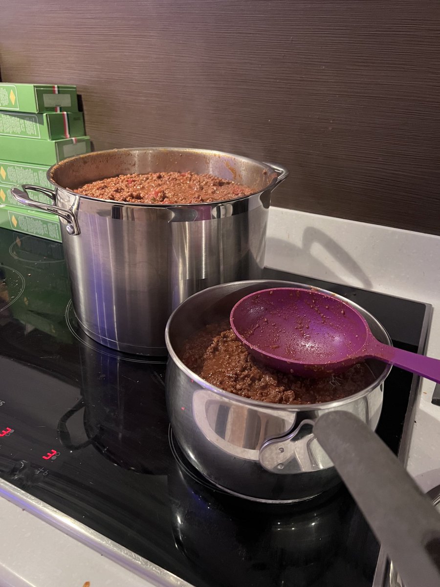 theactualpolson's tweet photo. Lasagne for 41 is it? Something to drink with that? Hogmanay prep fully underway. #Hogmanay24 #NotFuckingAround https://t.co/VVQITQMQJp