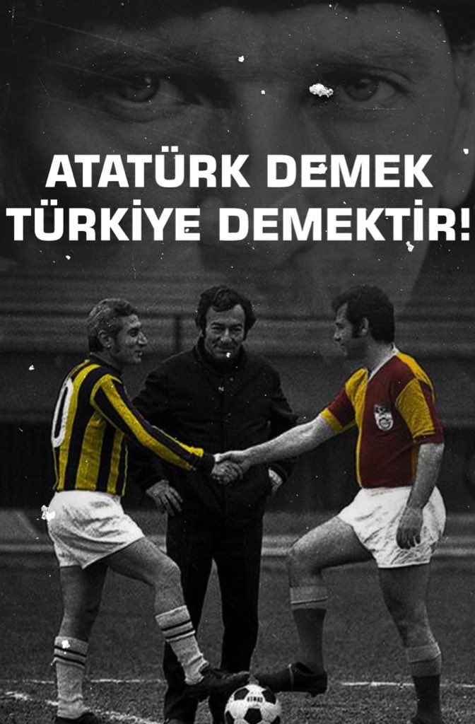 theponyusa's tweet photo. @GalatasaraySK ATATÜRK demek Türkiye demektir 🇹🇷 https://t.co/wJWSqt2aem