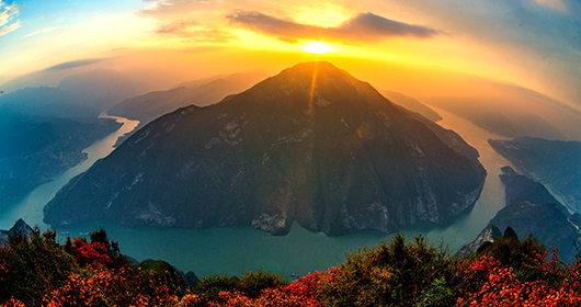 CenturyCruises's tweet photo. How long is the Yangtze River?  #CTTOT

#china #travel #cruise #yangtze #river #luxury #centurycruises https://t.co/BjoBAhC63g