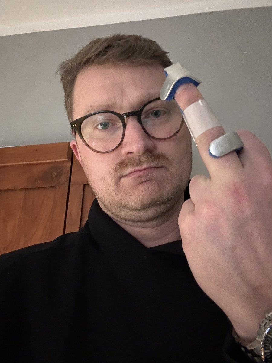 Björn Korff tweet media