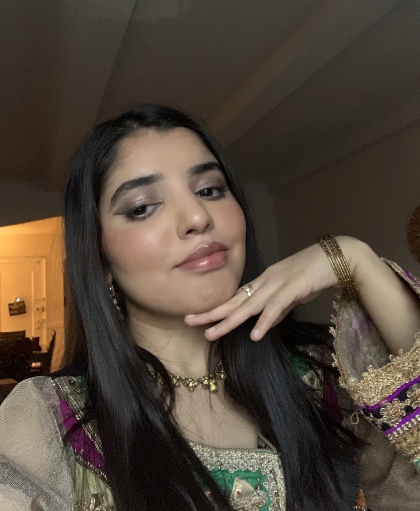 shifa ☻ tweet media