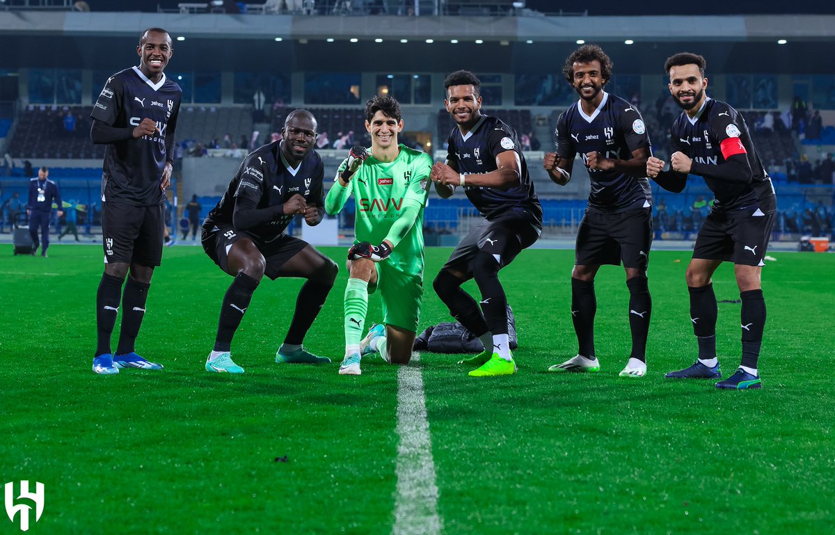 yassinebounou__'s tweet photo. 💪🏻💙
#AlHilal #الهلال https://t.co/3M0Uyp0c0j