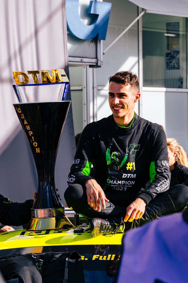 2023 was a crazy year 🤩
What was your highlight? You can probably guess mine 🏁

#Porsche #2023 #Grello #911GT3R #highlightoftheyear