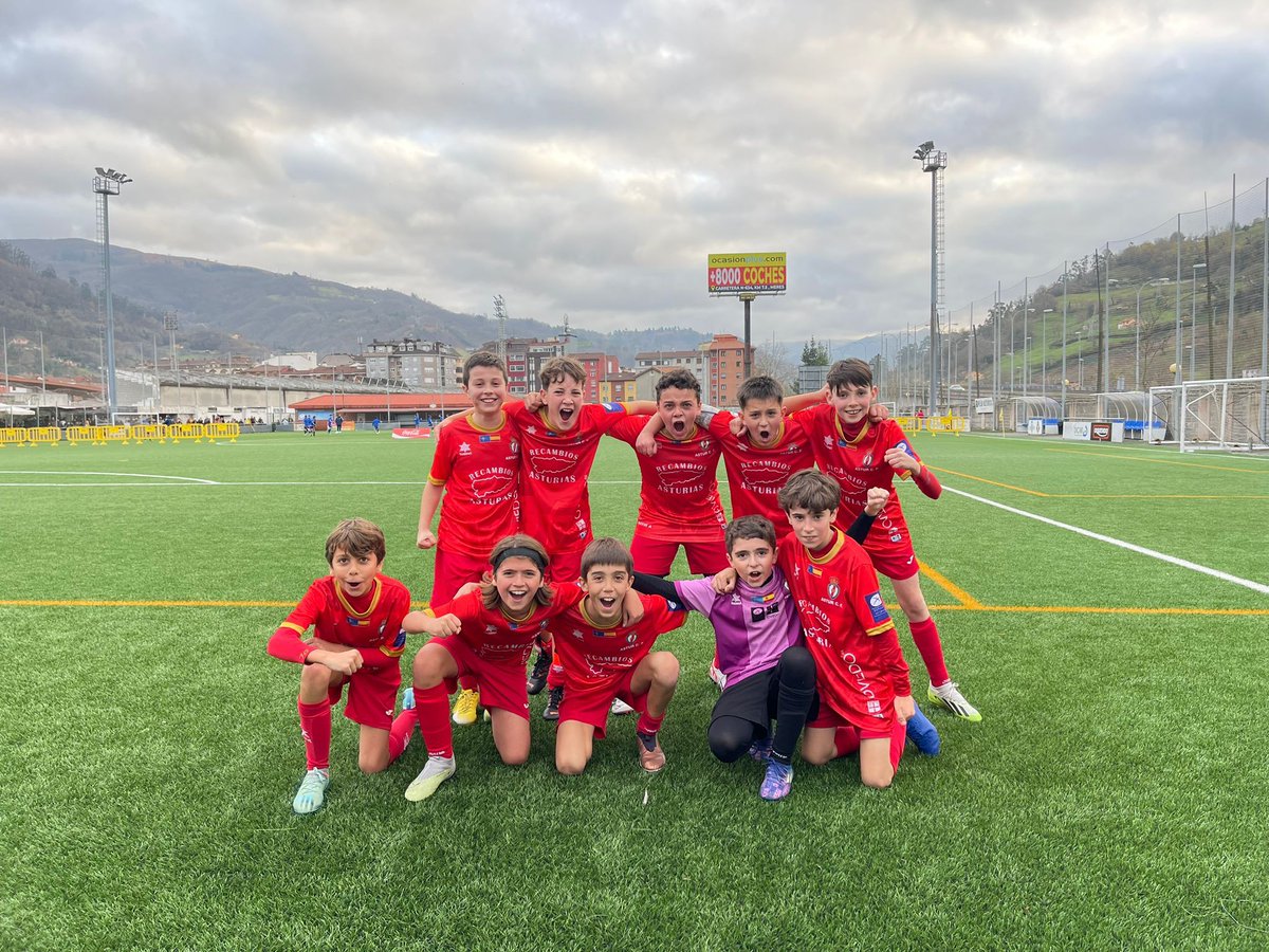 asturcf1923's tweet photo. Gran papel de nuestro Alevín Hermanos Llana finalizando el Torneo del @caudaldeportivo en cuarta posición!!🔴🔵

#educandoconelfutbol  #SOMOSASTUR  #CanteraAstur https://t.co/so9e0wJwkz