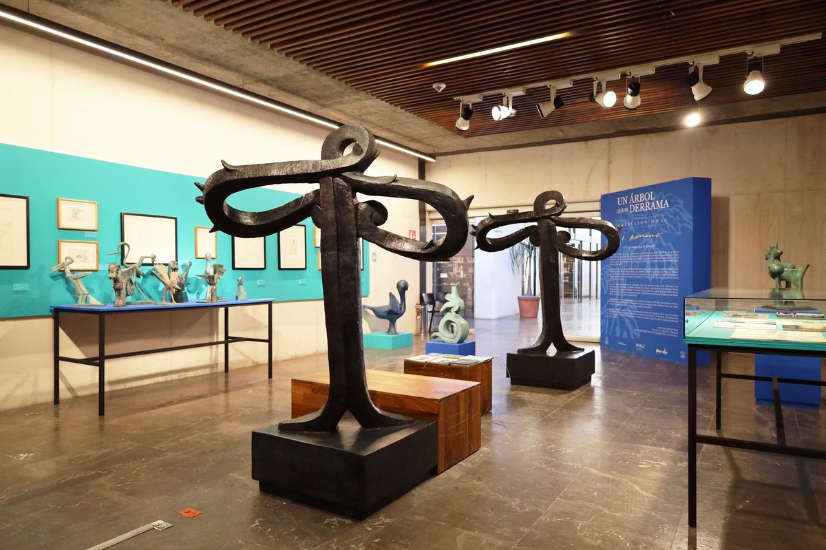 mmacjs's tweet photo. El trabajo artístico de Juan Soriano es muy variado, y sin duda alguna lo es el acervo conformado por su obra en el Museo Morelense de Arte Contemporáneo. 
Recorre la exposición "Un árbol que se derrama" en el Espacio IV, de martes a domingo de 10:00 a 17:00H. Entrada libre. https://t.co/d2b0Jjvn66