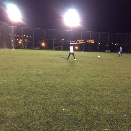 Kapımız Açık!

Cumhuriyetimizin 100. yılında oynanacak Süper Kupa finalini, uygun bir tarihte, dünyanın en sahasında oynamak üzere, Atatürk sevdalılarını Türk bayraklarıyla BİLKENT DOĞU HALI SAHA'ya bekleriz.