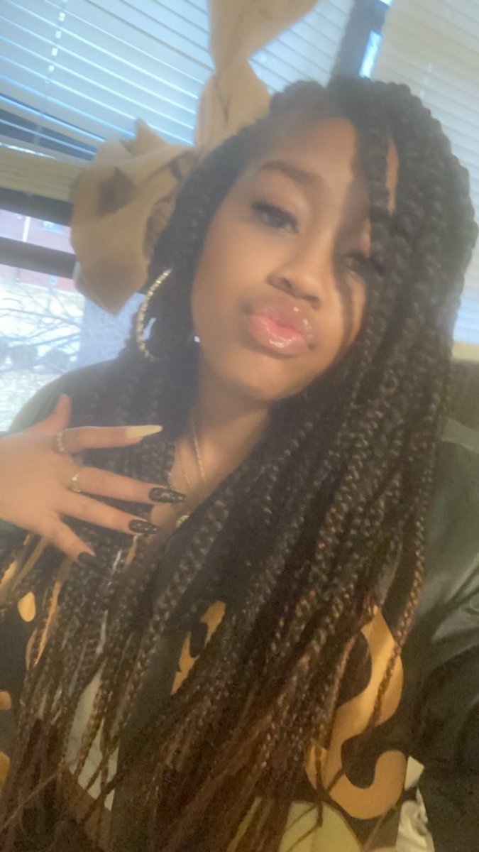_GoddessDes's tweet photo. I Can’t Figure Out If Life Is Passing Me By Or If I’m About To Get Ran Over 😂😭 Turn Up #2 It’s MY Birthday 🥰🎂😊♑️ https://t.co/muoue9vLAL