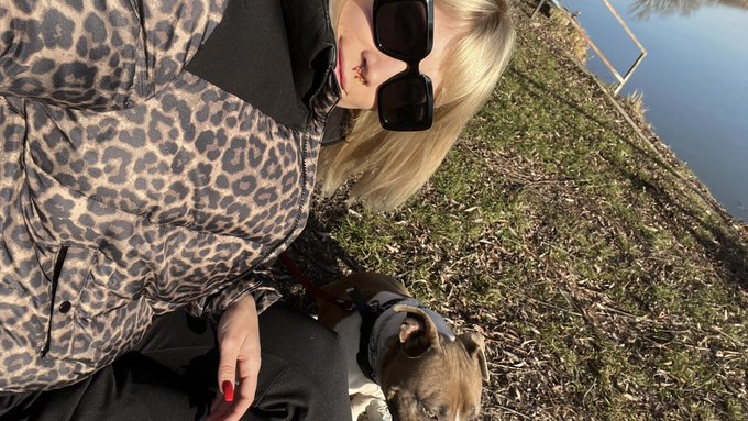 My 🍷 and my doggie 🐶💋 https://t.co/9FJhD1fpeH