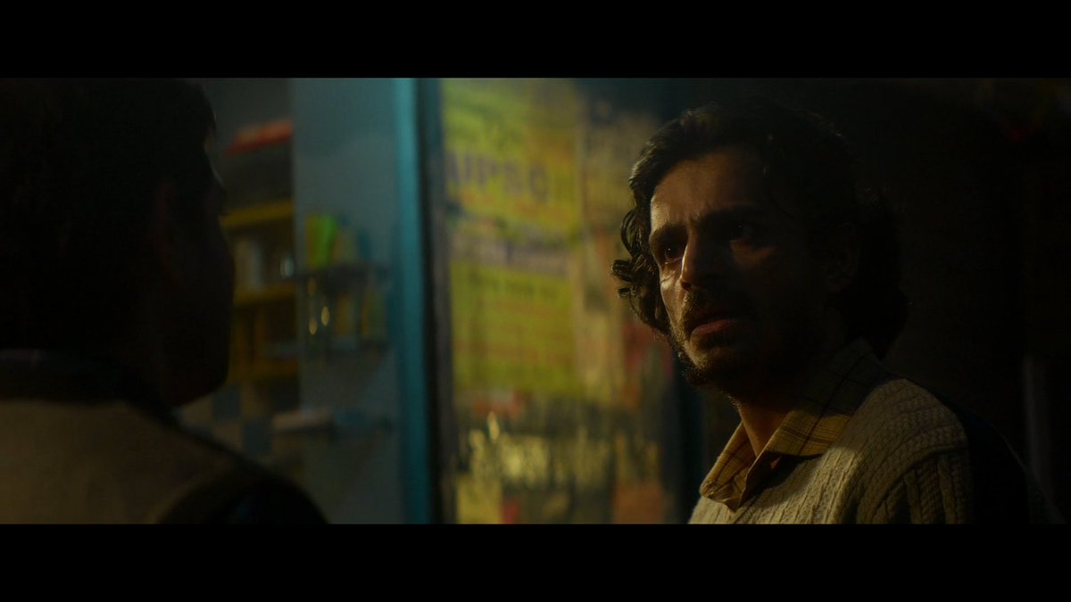 Mohamedjumail20's tweet photo. #12thFail is an almost flawless,Deeply Moving Emotional drama that Works bcos of It's Simple yet Effective Filmmaking.The Simplicity is what makes it Stand out frm other Cliched films of the same genre.Has Fantastic Performances,The Genuine Emotions Will hit you hard. Must-Watch! https://t.co/uOfxPrgfhV
