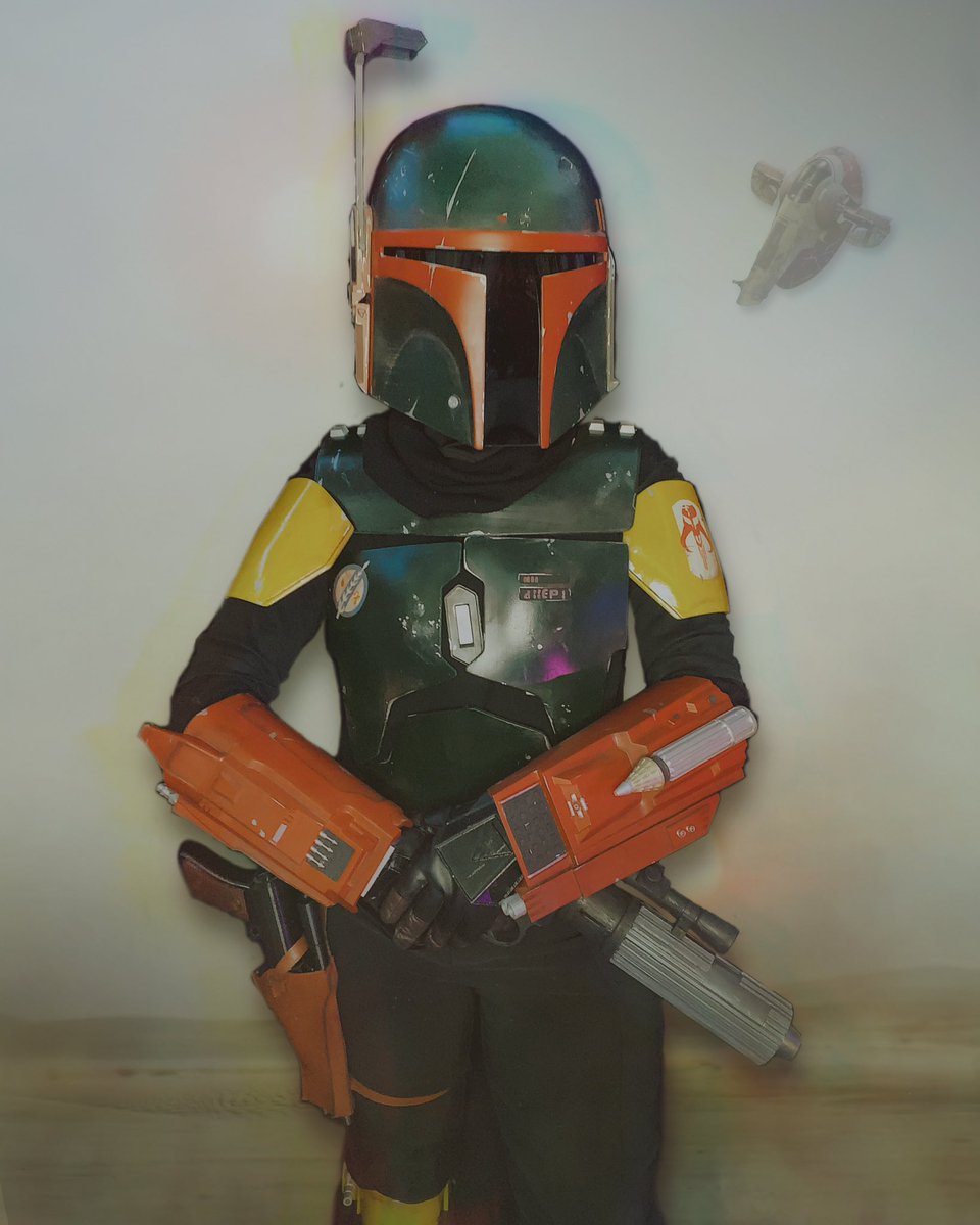 _sailorblossom's tweet photo. Happy #FettFriday and two year anniversary of The Book of Boba Fett!
No better day to debut my full TBOBF armour look (well it’s 90% done)!
#bobafett #tbobf #cosplay #starwars https://t.co/3cK2y8RfDE