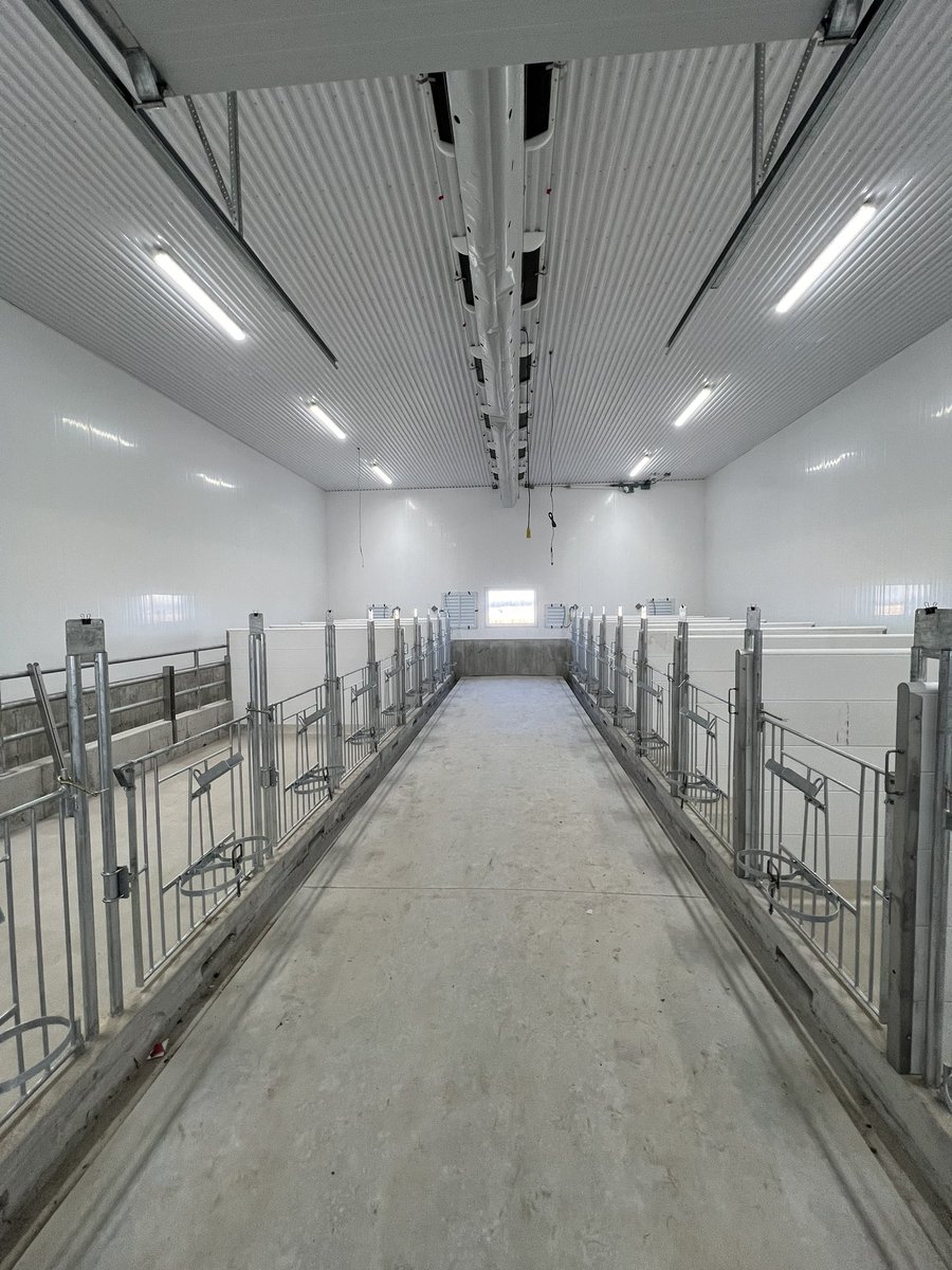 gerritsag's tweet photo. Finished the install at Sandy Peaks Dairy! https://t.co/PZcuroeBIY
