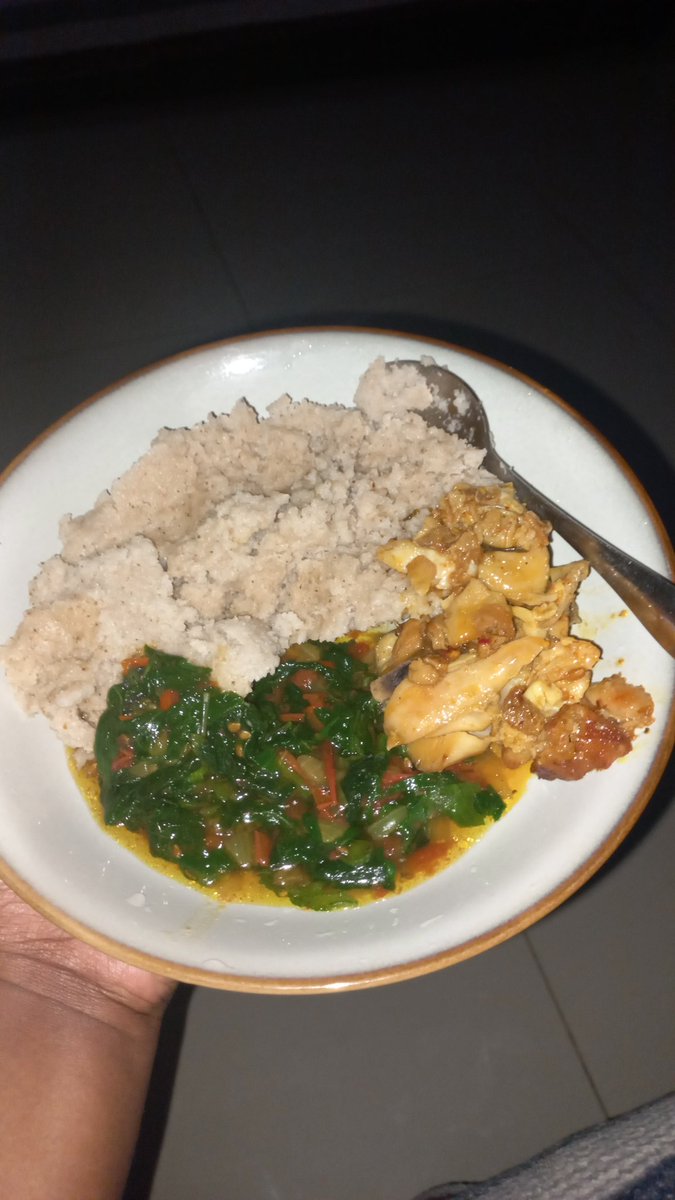 Benge_manisa's tweet photo. Listen 😭😭🍽😋 https://t.co/i2AWDn7pJK