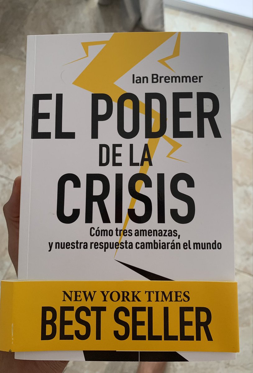 RamiroSACH's tweet photo. La lectura es una actividad autodescriptiva. Esta vez tengo un “best seller” de ciencias políticas. 😎 https://t.co/oF9bw64GHC