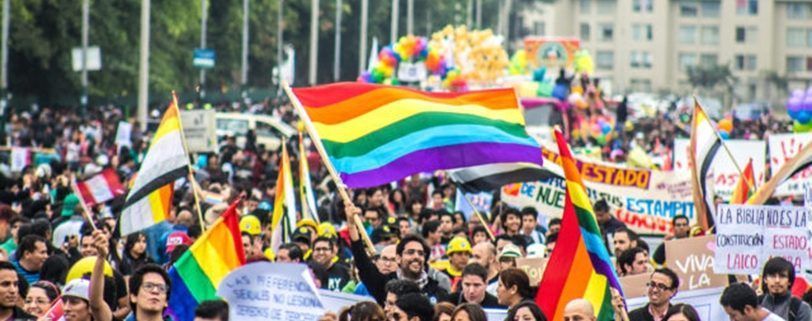 🌈🏖️ Explore Sitges: Gay-friendly & more! Discover the vibrant LGBTQ+ scene, beautiful beaches, and welcoming atmosphere in this coastal town. 🌞 #321Barcelona.com #LoveBCN