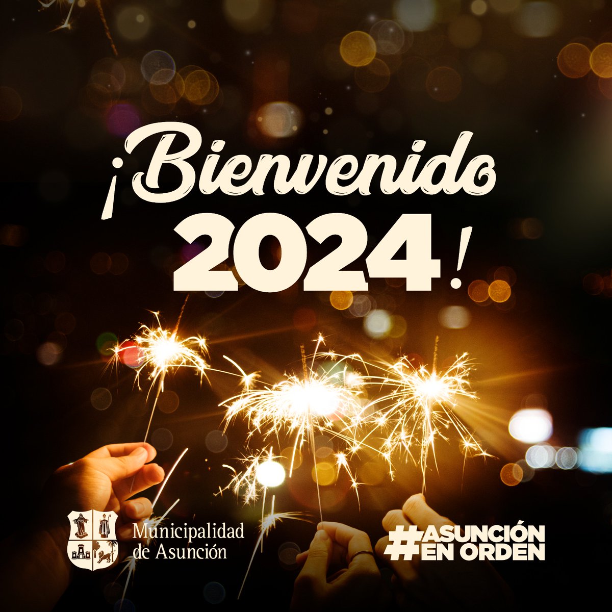 AsuncionMuni's tweet photo. ¡Feliz Año Nuevo! ✨🥳
¿Ya eligieron al conductor designado del primer día del 2024?
Les deseamos que pasen un buen inicio de año y, sobre todo, les instamos a que utilicen plataformas de movilidad, si van a salir esta madrugada. #MoveteSeguro https://t.co/Rz0wqOKAqO