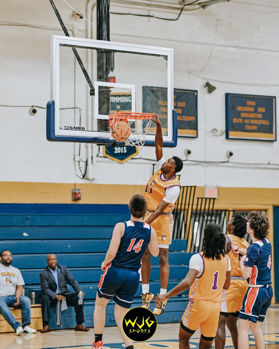 WJG_Sports's tweet photo. Terry Walls Holiday Invitational Championship Friday
Jordan Cooper Bracket 3rd Place Game

Word Of God 97
Thales Academy Apex 30

Trevor Best (All-Tournament) 23, Jose Brown 17, Jaylen Richardson 12,  Jaevian Alston 11, Tre Herbert 11

Nathan Purvis (All-Tournament) 13 https://t.co/tzr1wxBF30