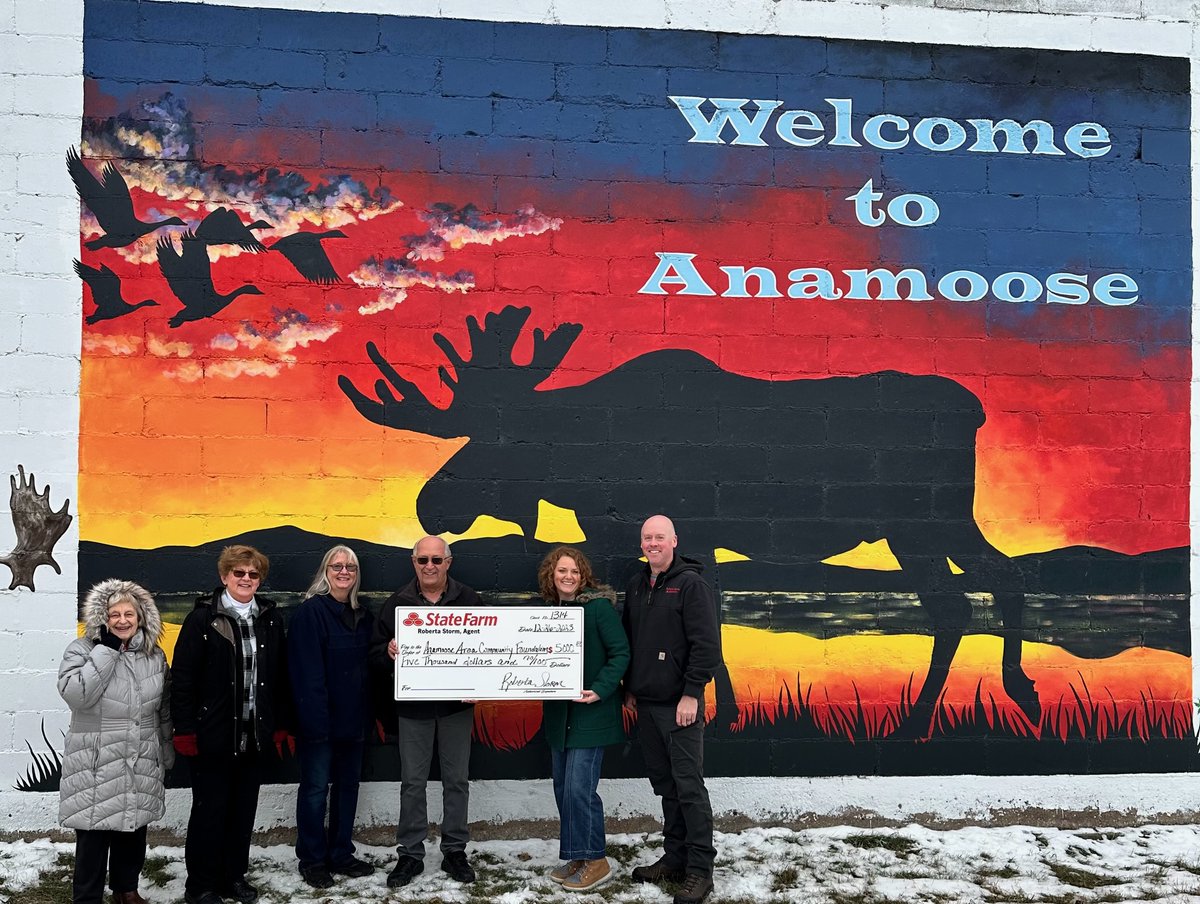 Roberta Storm State Farm Insurance in Harvey and Bismarck is honored to have the opportunity to support the Anamoose Area Community Foundation by making a $5,000 donation. 

#teamstormgivesback #robertastormstatefarm #donation #harvey #bismarck