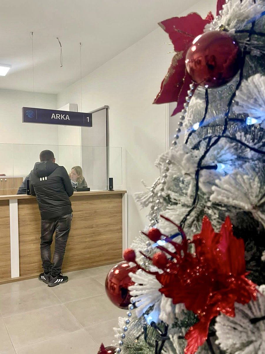 BGonxhja's tweet photo. faturimin dhe praktikat e regjistrimit të mjeteve, por shërbimi u përmbush dhe vijoi normalisht! 😇
ℹ️ Ju rikujtojmë se nesër, datë 30.12.2023 shërbimet mbi detyrimet e mjetit, lejet ndërkombëtare dhe kontrollin teknik, vijojnë rregullisht, 08:00-16:00!
🌐 https://t.co/W9LpnAJsbj https://t.co/INesS0zA9Q