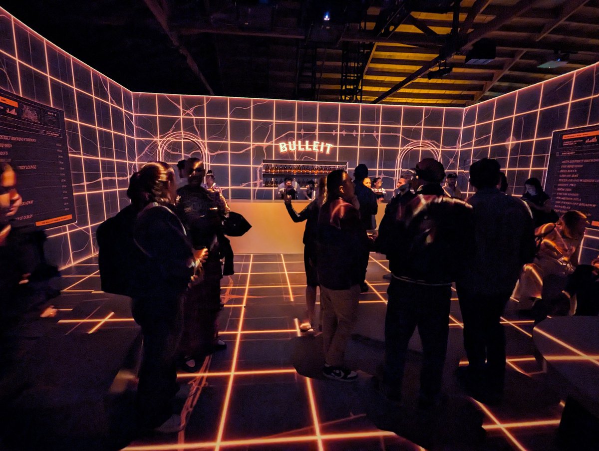 kylegordonart's tweet photo. In October, I was invited to be one of the lead animators by @OpticalAnimal for the @BulleitUSA Bulleit Bourbon Lounge. 5 projection mapped surfaces, 15k resolution. The 25 minute 360 experience took place over 2 nights in LA. Special thanks to @rendernetwork https://t.co/tcW7YUSoo1
