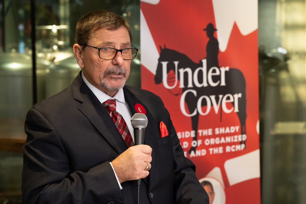 Under Cover by @GarryClement makes the recommendations that would see the @rcmpgrcpolice get out of community policing to focus national security policing 

We need to stop the organized crime syndicates who are partnered with China, Russia and Iran