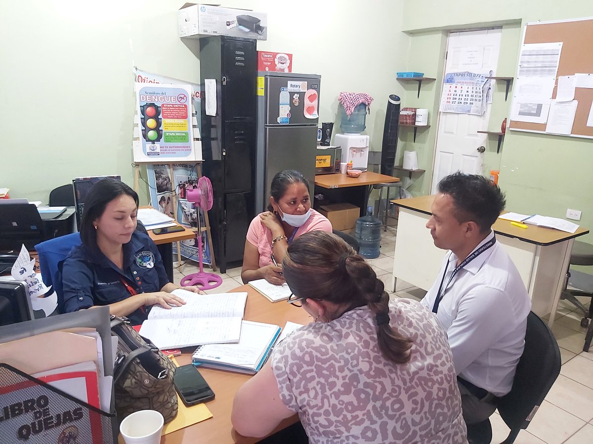 MinSaludGuate's tweet photo. El #MSPAS continúa con el fortalecimiento de la atención a la población guatemalteca en servicios de salud, prueba de ello es la implementación de las Unidades de Información en Salud y Atención al Usuario - #UISAU - en los 48 hospitales de la red nacional. 🏥💯 https://t.co/aA9BNaiSxv