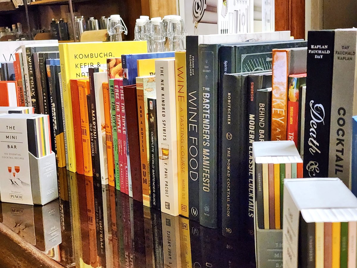 ChicagoBarStore's tweet photo. The New Year stands before us, like a chapter in a book, waiting to be written...We can help write that story, with one of our special cocktail books!  📚 🍸  https://t.co/XJghFRaqJo https://t.co/aDWIbkU8O2