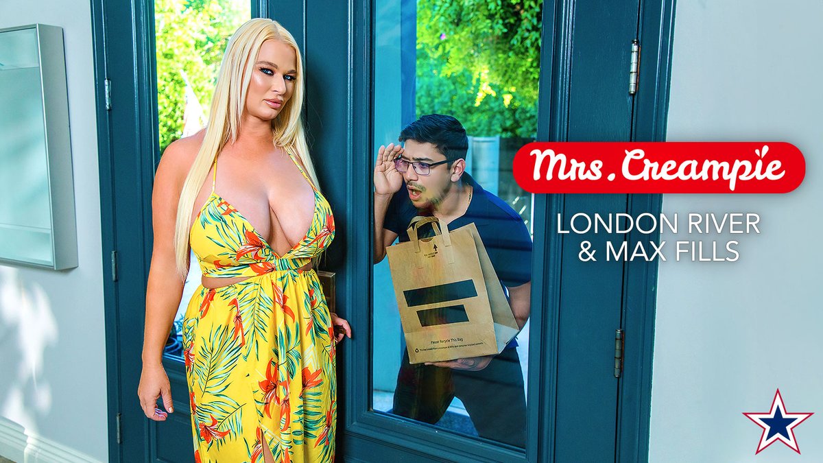 naughtyamerica's tweet photo. London didn't order a creampie, but once she sees it can be delivered, she can't help herself.

💦 Watch the horny MILF show how the customer's always right 👉 https://t.co/X4tvQ465Sa

@LondonCRiver @MaxFillsUrMom #NaughtyAmerica #MrsCreampie https://t.co/E7Nz4lOl8x