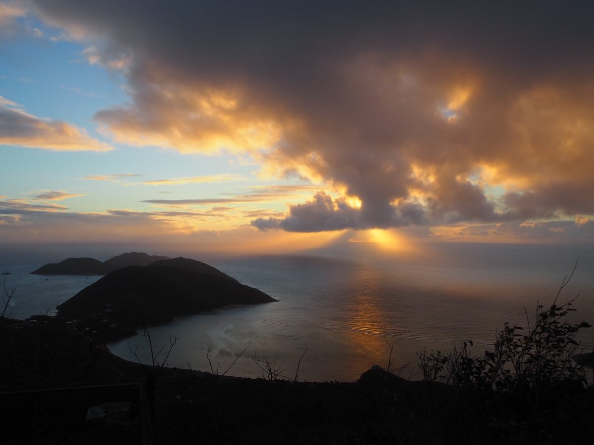 @admired_art @asd1994 Sunrise on Virgin Gorda in the British Virgin Islands a few years ago.