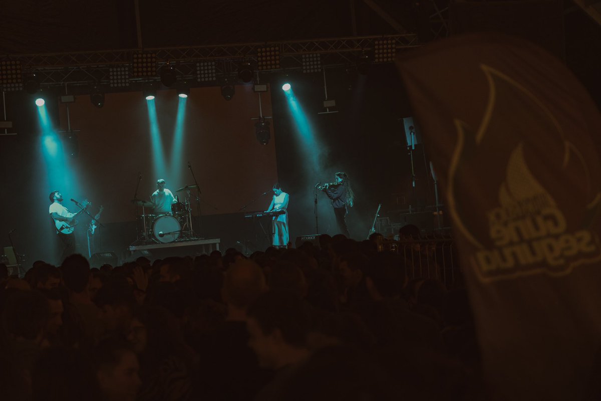 Hatortxurock's tweet photo. #HTX28 ๐ธ Argazki bilduma
๐ถ @ibilbedi
.
.
.
#hatortxu #auzolana #elkartasuna #hatortxurock #musikajaialdia #jaialdia #denaketxera #amaieraberribat #etxera #ibilbedi https://t.co/9ehBfN8XbL