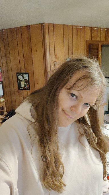 Getting ready to head out basically did everything I had to do..... I think 😊 https://t.co/ndfHhvVS8