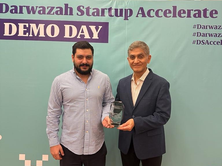 Darwazahaub's tweet photo. Congratulations to #dsaccelerate2023 1st place winners #kizana &amp; #walleti
Kizana is a digital wardrobe app that helps simplify daily fashion needs and Walleti is an app that helps everyone benefit from cryptocurrencies and blockchain technology.

@AzadBijan 
#startups #leancanvas https://t.co/IbUQEEpUSp