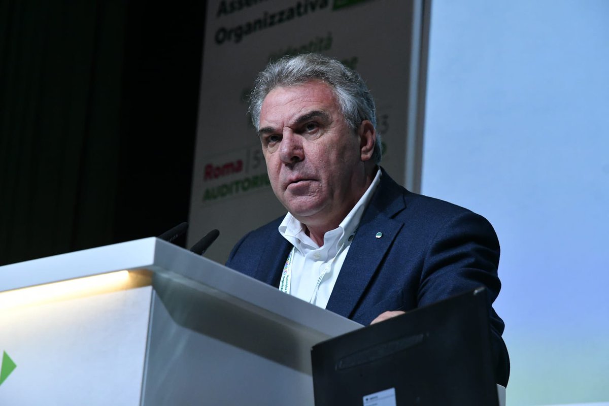 CislNazionale's tweet photo. Manovra, #LuigiSbarra: “Nonostante le limitate risorse, concentra molte dotazioni finanziarie su misure di coesione e di sostegno ai redditi medio- bassi da lavoro, pensioni e famiglie. Ora chiamiamo il Governo ad aprire un comune spazio di confronto con le parti sociali, verso un moderno Patto per lavoro, crescita, sviluppo”.