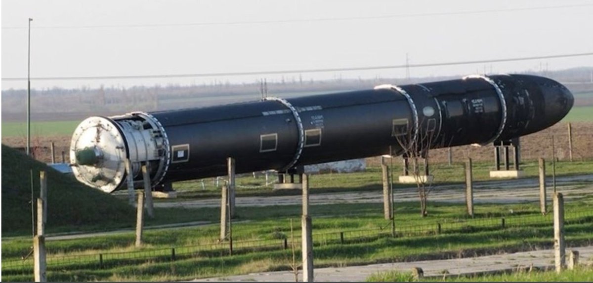 andrii_soloviov's tweet photo. Thanks, among others, to the efforts of US President Bill Clinton, Ukraine gave up all its nuclear charges, eliminated nuclear weapons carriers, dismantled Tu-160 and Tu-95MS strategic bombers and disposed of rocket fuel!
Now, we, the Ukrainians 🇺🇦 are paying for it with the lives of our defenders and civilians, Ukrainian kids and womens! 

Signing of the Budapest Memorandum: Nuclear disarmament of Ukraine. 

US President @BillClinton, Russian President Boris Yeltsin and Ukrainian President Leonid Kravchuk signed the agreement on nuclear disarmament of Ukraine.
On December 5, 1994, they were in Budapest signed security guarantees for Ukraine 🇺🇦, which went down in history under the name of the Budapest Memorandum. 

Throughout 1994, extremely tense negotiations regarding Ukraine's nuclear status continued. They ended on December 5 with the signing in Budapest of the Memorandum on security guarantees in connection with the accession to Treaty on the non-proliferation of nuclear weapons between the Russian Federation, Great Britain, the USA and Ukraine.

According to these agreements, a young state pledged to get rid of all nuclear weapons, and in return received assurances from the guarantor countries that they would not use nuclear weapons against it and would respect the sovereignty, territorial integrity and independence of Ukraine. 

The colossal nuclear arsenal of Ukraine 🇺🇦, inherited from the Soviet Union, included 176 intercontinental ballistic missiles, from 1,200 to 2,156 strategic warheads, and from 2,500 to 4,200 ammunition of tactical weapons, strategic bombers TU-95MS and TU-160. 

This nuclear power exceeded the nuclear arsenals of China 🇨🇳, Britain 🇬🇧 and France 🇫🇷 combined. 

So, where are you, the shitty guarantors of the security of my country? 

You do not introduce a NATO contingent to drive out the aggressor, you do not provide the required amount of weapons on time and in full, and you block financial assistance. 

You allow yourself to go on Christmas vacation and blocking the help to Ukraine! 

So, @BillClinton @Potus @GOP @SpeakerJohnson @RepMTG @RpsAgainstTrump @LindseyGrahamSC, get out of the comfort of your Christmas vacation and help my country! 

If you don't have the guts to strangle the 🇷🇺 bastard on your own, then give US, UKRAINIANS, the opportunity to do it. 

Fulfill your obligations! 

#BudapestMemorandum 
#UkraineSafetyGuarranties
#USAObligations