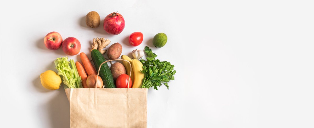NutritionOrgUK's tweet photo. This #NewYear, we're urging people to ditch the #fads and pick just a few small changes that you can stick to e.g. add one more portion of vegetables to your dinner each day, swap sugary snacks for fruit or choose wholegrain bread or pasta. https://t.co/tAofsOCF6t https://t.co/Pshu3u1m3R