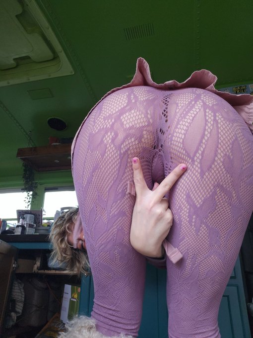 Watch Steezytour's leaked NSFW photo on TwXstars