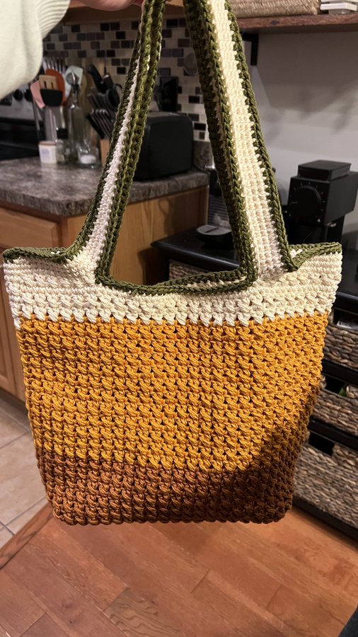 OxDowability's tweet photo. Quite a few things, but this bag’s my favorite. It’s amazing what you can learn when you have to focus on anything other than your child leaving for college. 

Turns out, everyone survives fine and I ended up with a new hobby https://t.co/4VqNnwxkgI