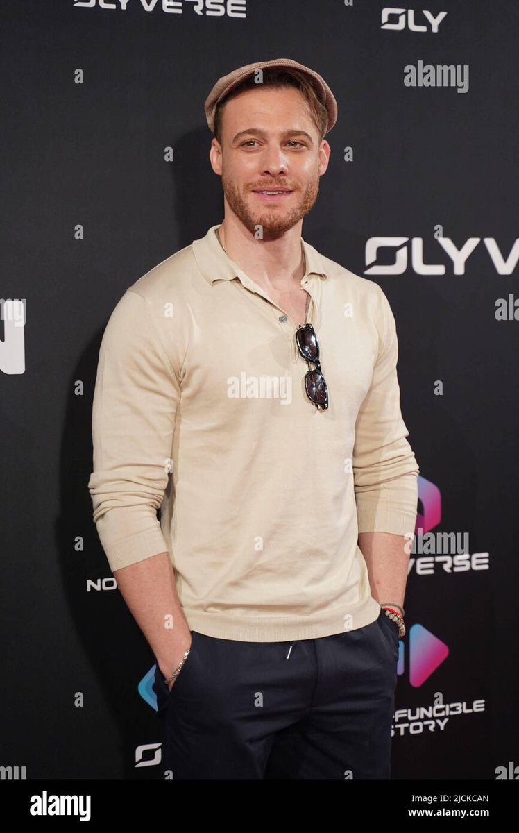 Reads97's tweet image. #keremolyverse