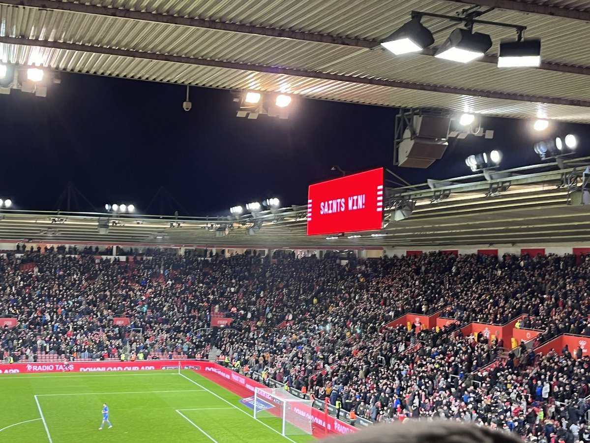 TGJC_AUH's tweet photo. @dubaisaints Not as enjoyable as the Swansea match but another three points 🙌🙌 https://t.co/BdkBeJBzqt